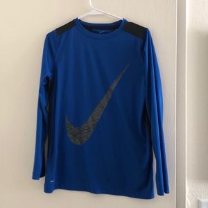Boys Nike long sleeve shirt